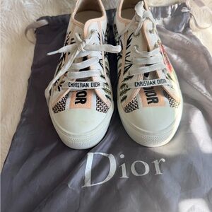 Dior Women's Sneakers - Cream and Black